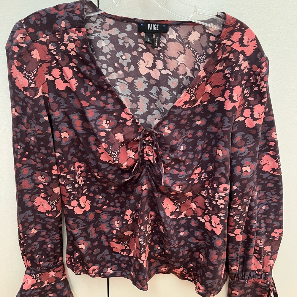 PAIGE Small V-neck Blouse